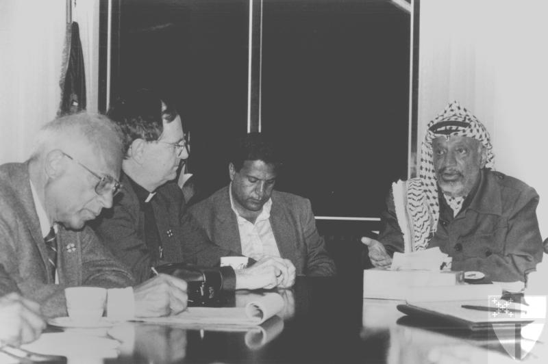 [Yasser Arafat Meets with...]